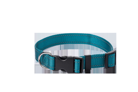 เป็นมิตรกับสิ่งแวดล้อม OEM ODM ปลอกคอไนลอนคลาสสิกแบบกำหนดเองพร้อมหัวเข็มขัดพลาสติก