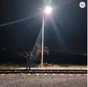 รีโมทคอนโทรล 200lm 6000k Led Solar Flood Light